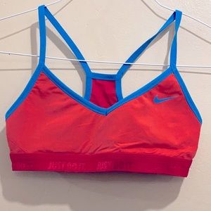 Nike xs sport bra